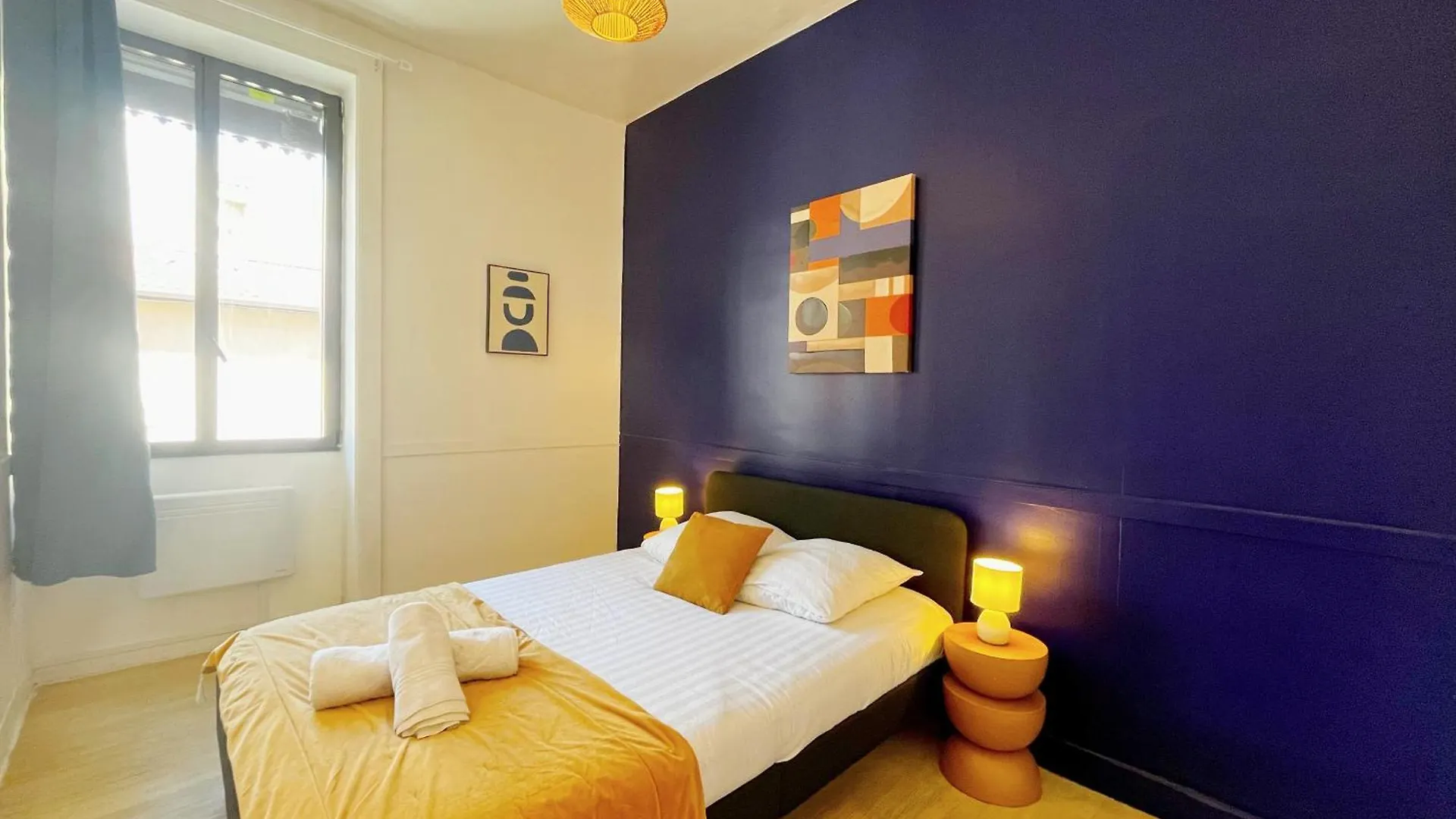 Suite Gabrielle Wifi Check In H24 Villeurbanne 0*,  France