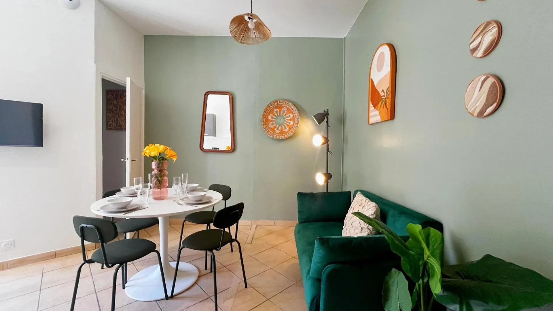 Suite Gabrielle Wifi Check In H24 Villeurbanne